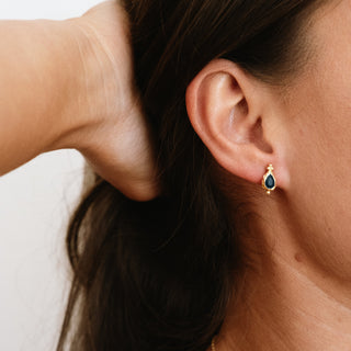 GEMSTONE DETAILED STUD