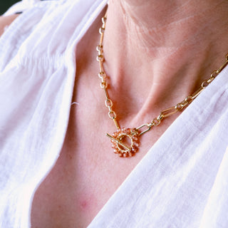 CHAMPAGNE FOB NECKLACE