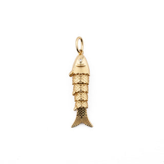 GOLD MEDIUM ARTICULATED FISH CHARM