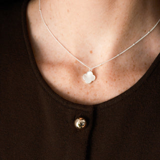 FLEUR SILVER PENDANT
