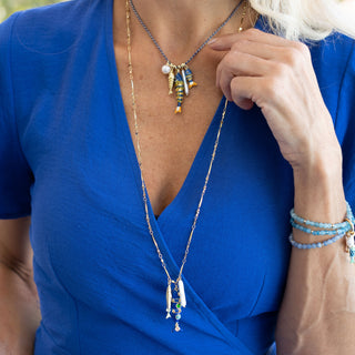 NAVY BLUE LONG FISH NECKLACE