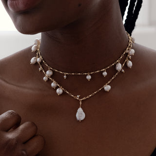 VILMA PEARL NECKLACE